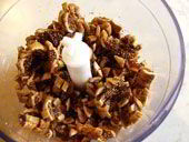 ořechov&yacute; chleb&iacute;ček