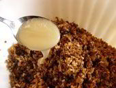 ořechov&yacute; chleb&iacute;ček